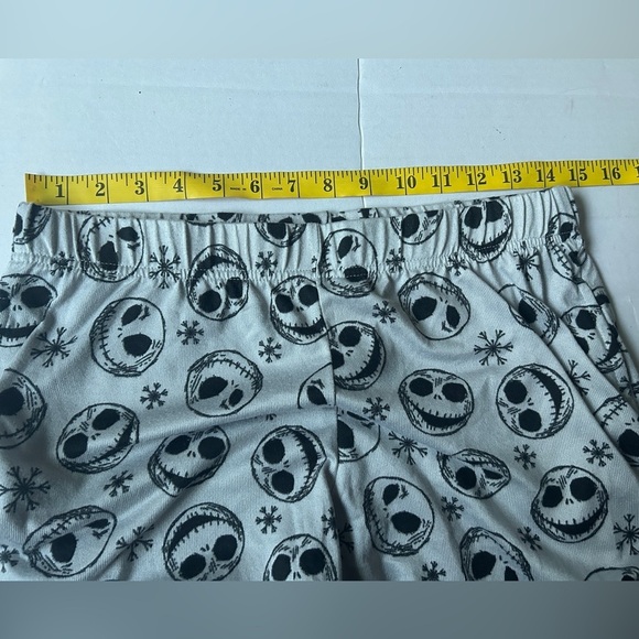 Jack Skellington pajama pants Women’s Size Small 4-6 S - Picture 4 of 6